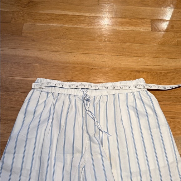 NWT CINQ A SEPT Sammy Stripe Jacques Short - White/Oxford Blue - M - Picture 8 of 11